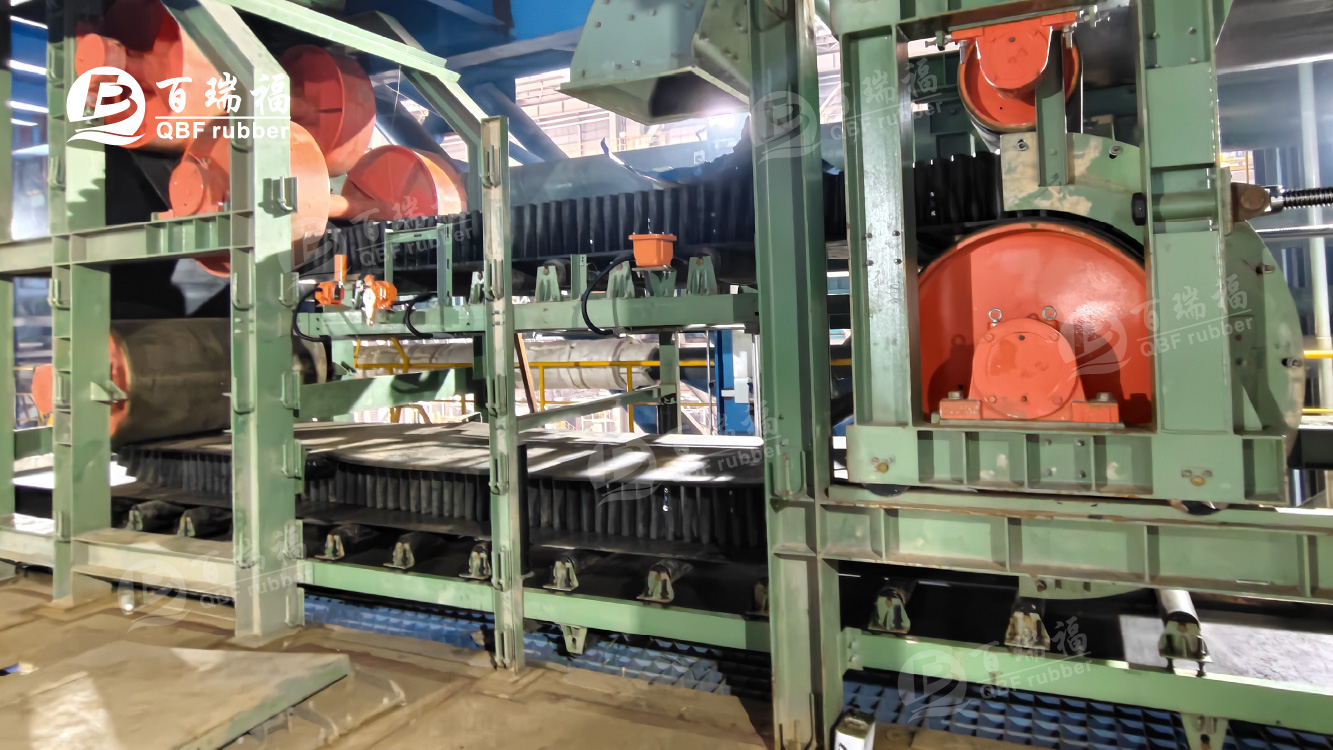 steel plant sidewall conveyor belt 1.jpg